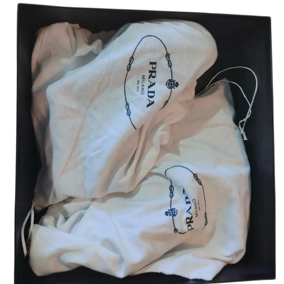 Prada boots - Picture 6 of 9